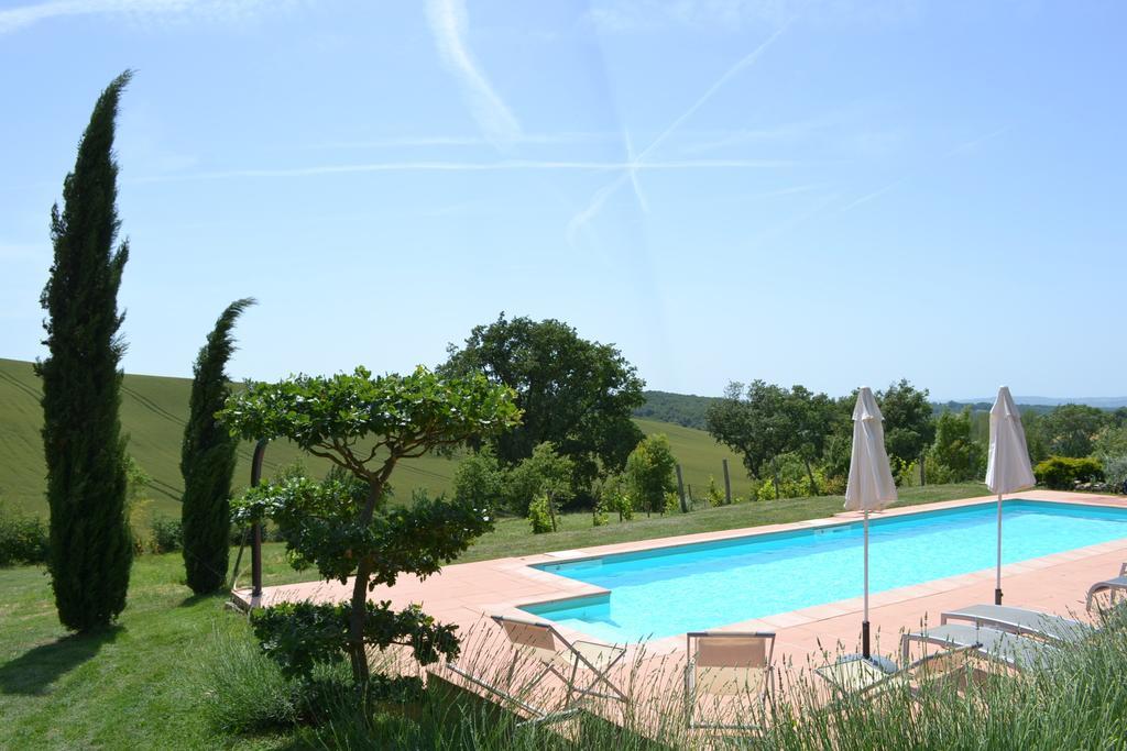 Parisot Au Mas Des Calmettes住宿加早餐旅馆 外观 照片