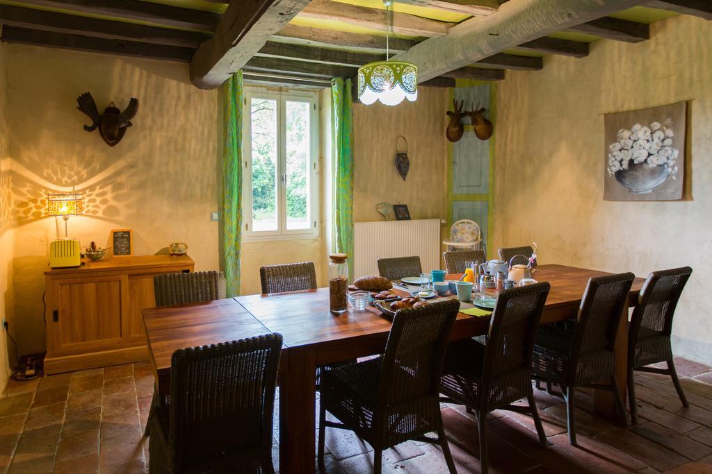 Parisot Au Mas Des Calmettes住宿加早餐旅馆 外观 照片